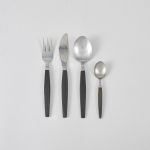 518432 Cutlery set